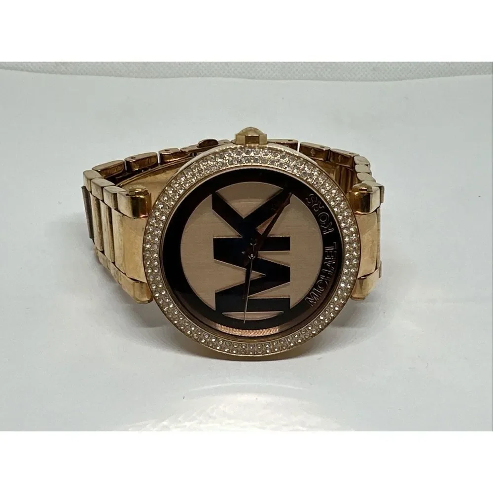 Michael Kors Parker MK5865 Women Rose Gold Analog Dial Quartz Wrist Watch NUL39